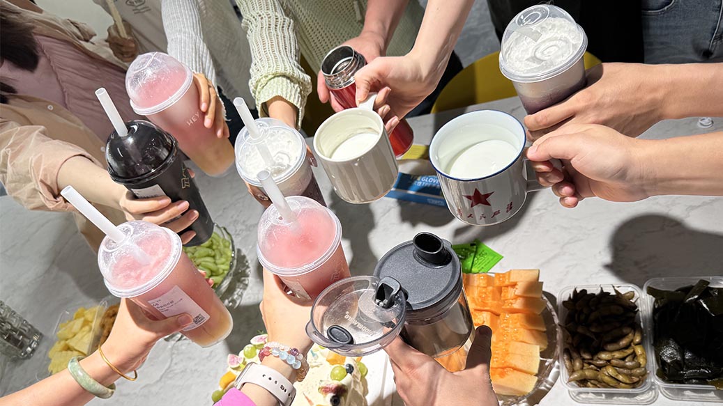 Let's toast together!