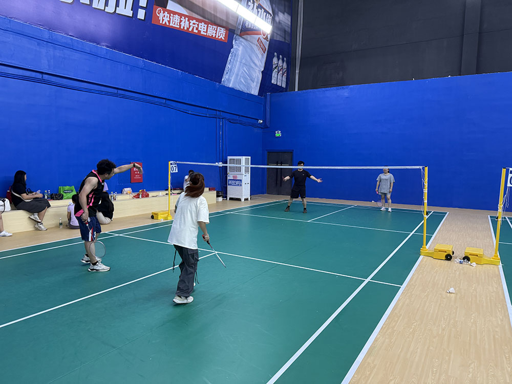 Le sport suscite la passion, la collaboration favorise l'unité